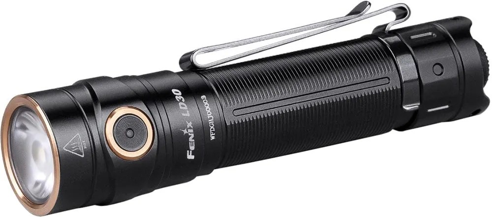 Linterna Fenix LD30 Max 1600 Lumenes